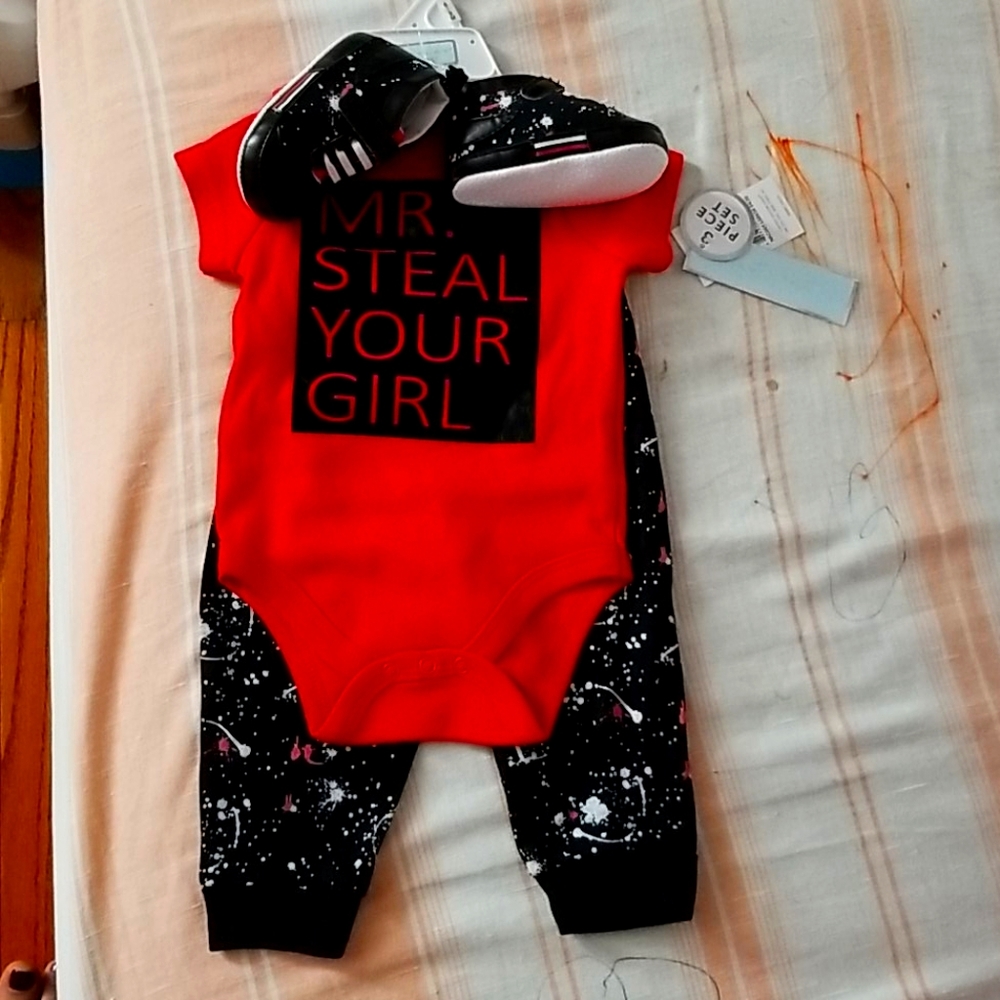 Baby 3 piece set 6-9 months